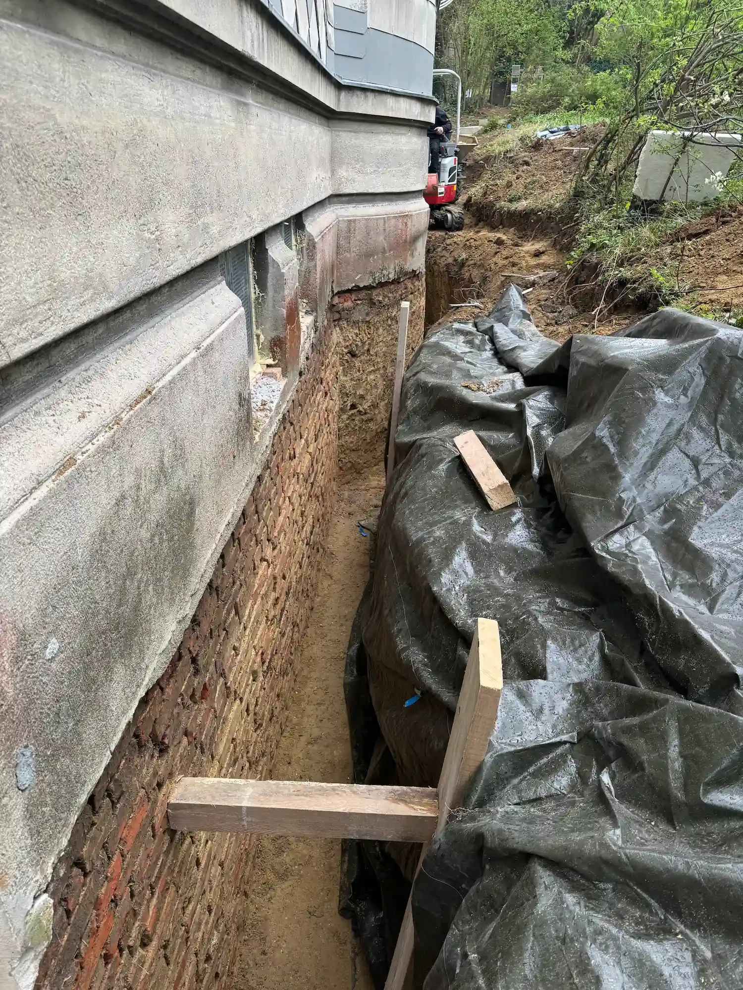 EMK Erdbau GmbH - Bagger Wien - Gartengestaltung