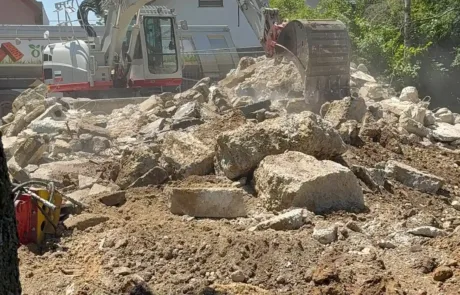 EMK Erdbau GmbH - Bagger Wien - Abtransport von Bauschutt