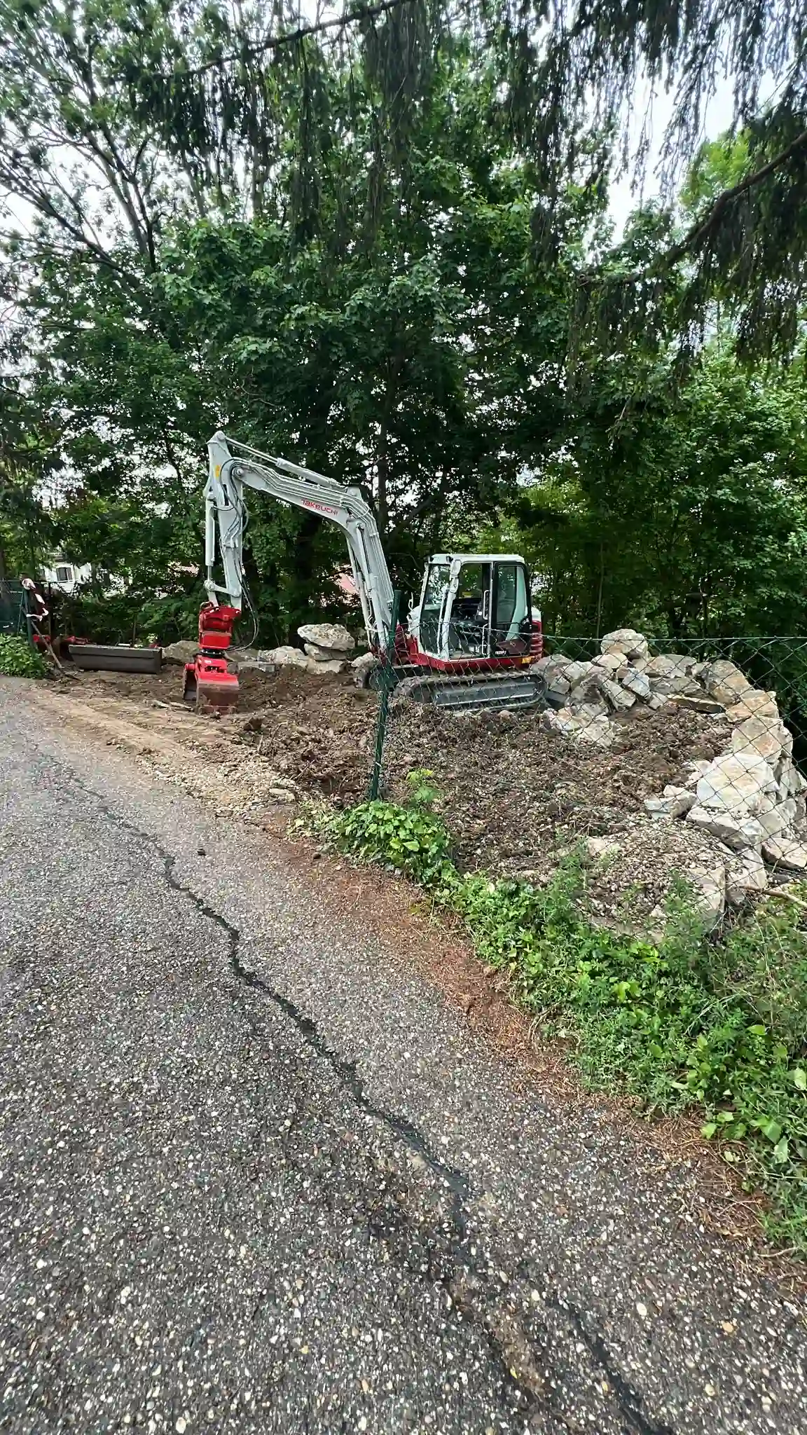 Bagger Wien – EMK Erdbau GmbH – Bgger 12