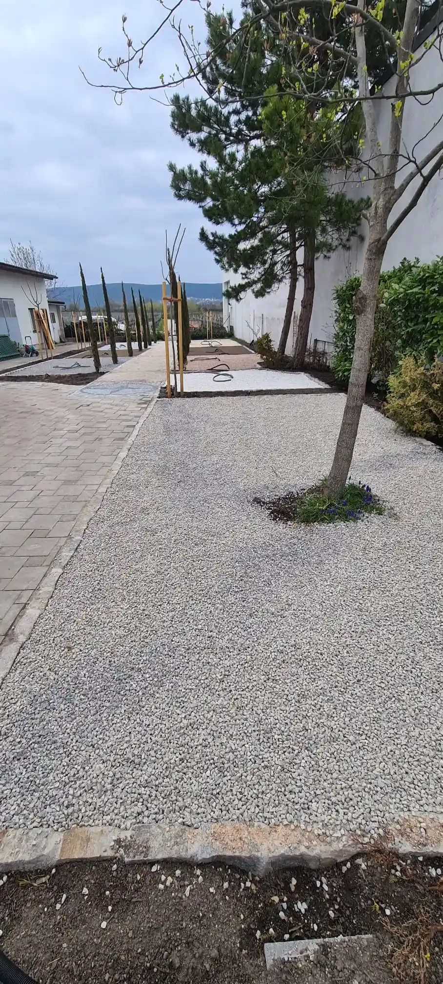 Bagger Wien – EMK Erdbau GmbH – Einfamilienhaus – Gratengestaltung 2