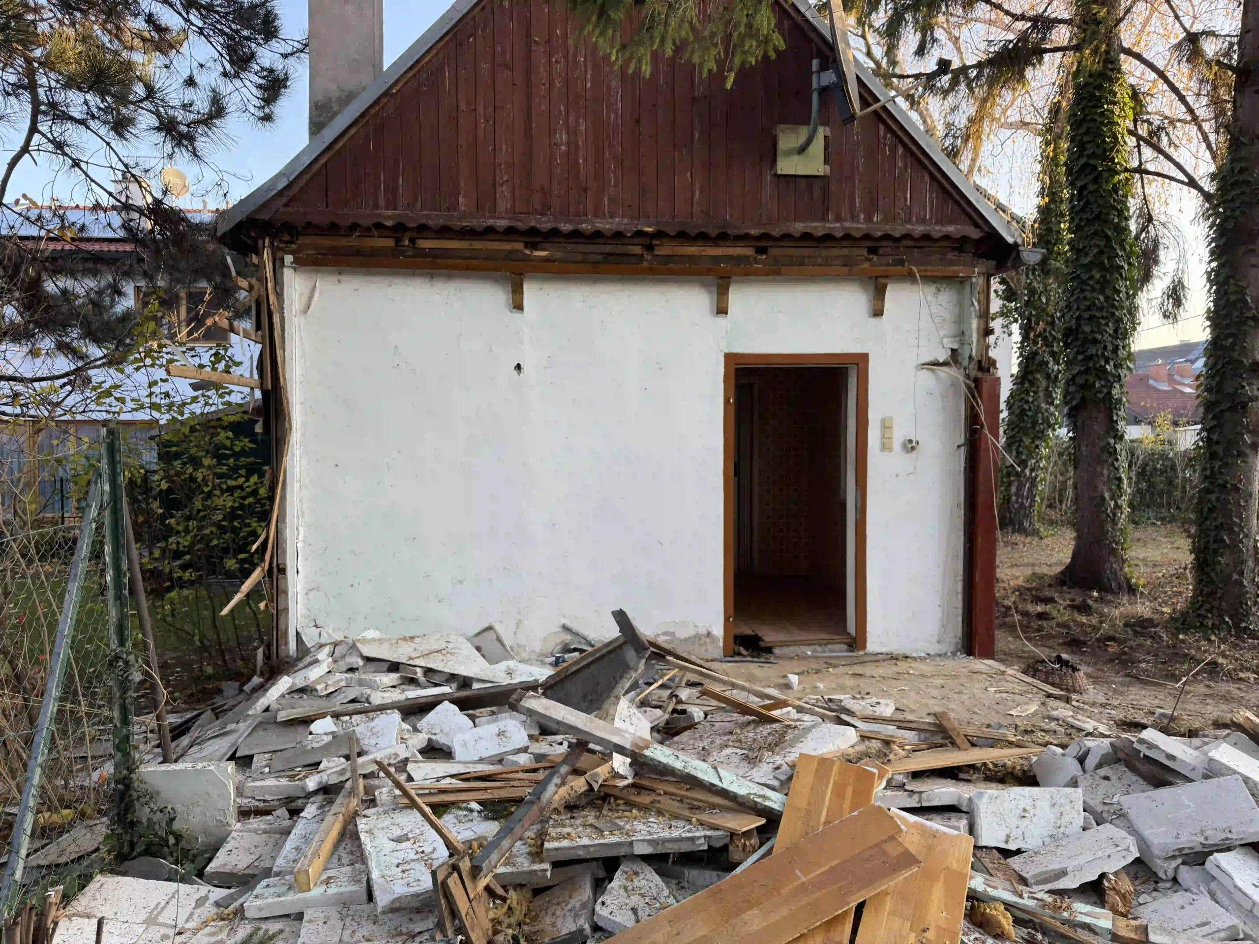 Bagger Wien – EMK Erdbau GmbH – Entkernung – Abbruch – Abriss