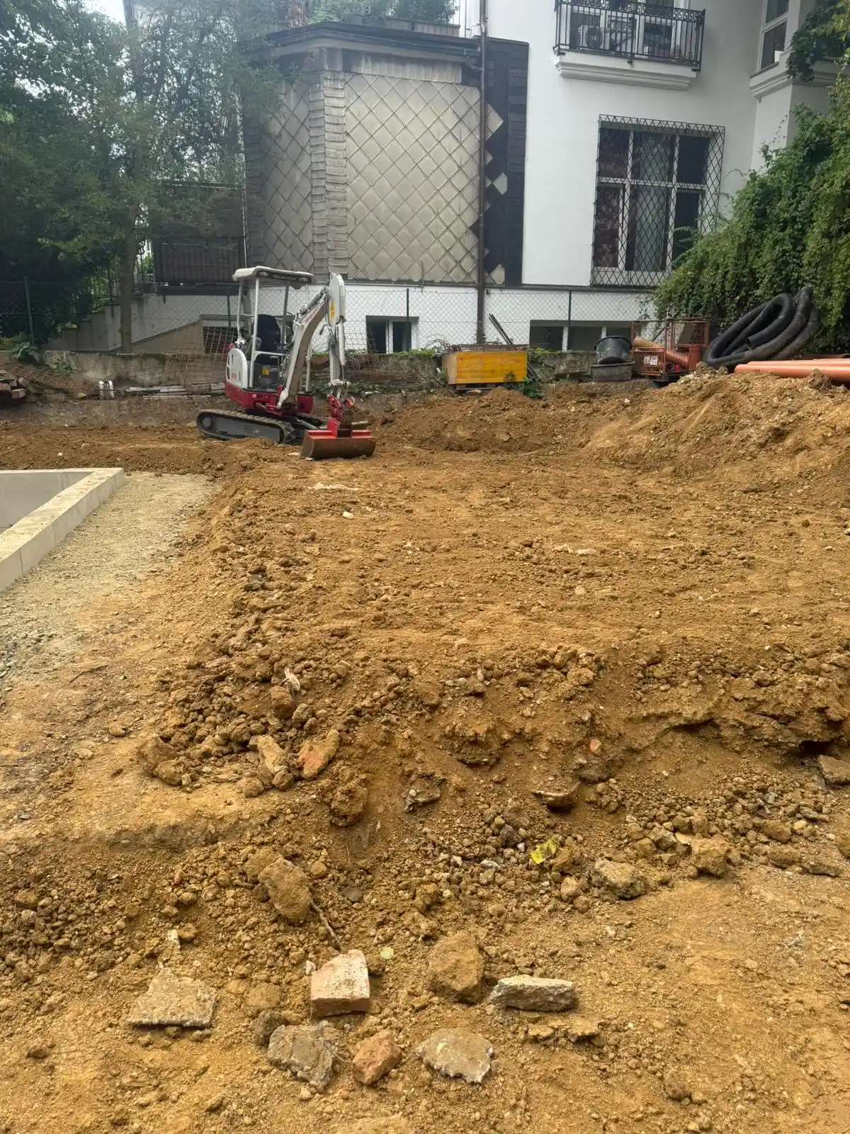 Bagger Wien – EMK Erdbau GmbH – Erdarbeiten 2