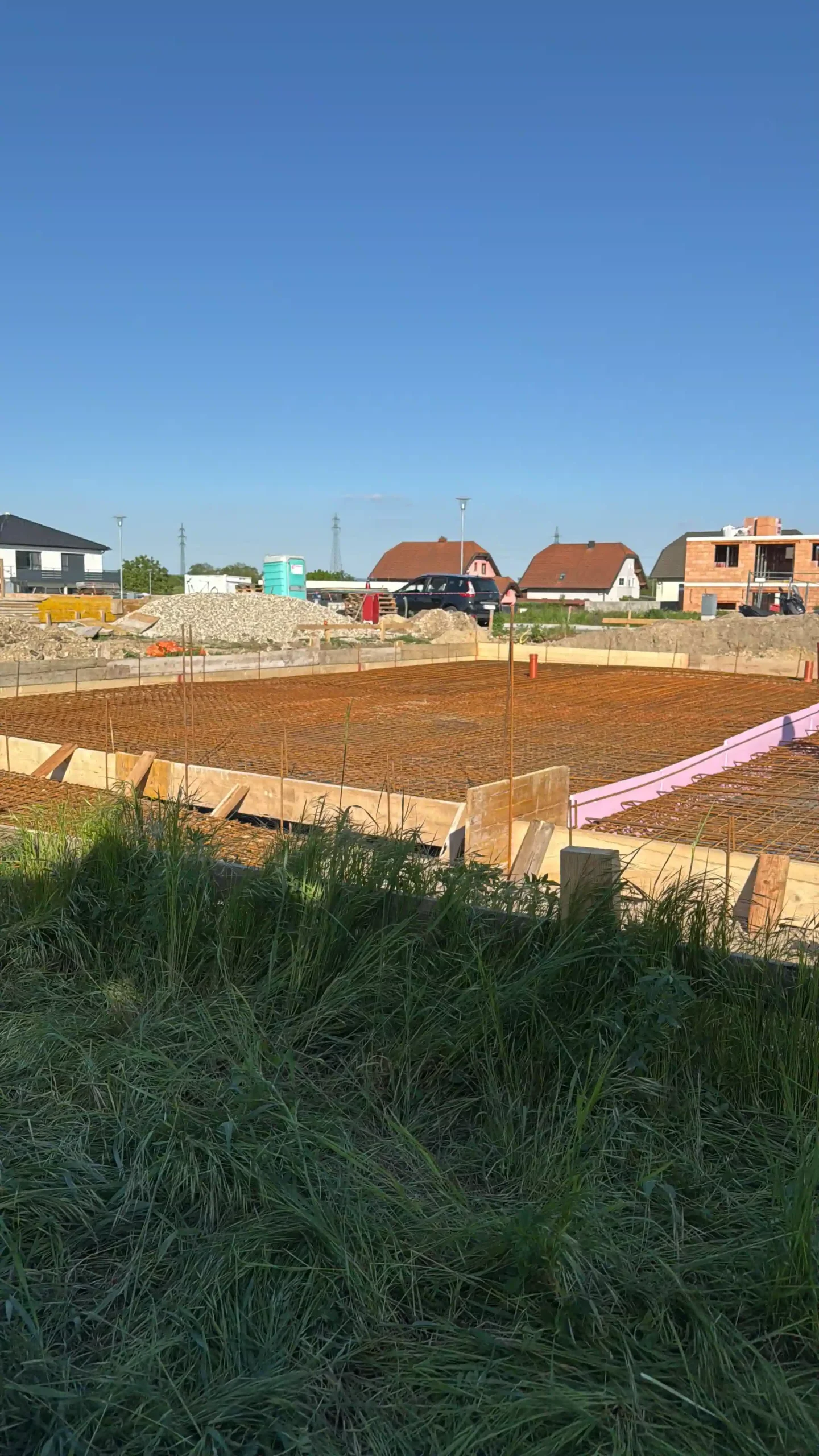 Bagger Wien – EMK Erdbau GmbH – Fundamentaushub – Fundament – Erdarbeiten