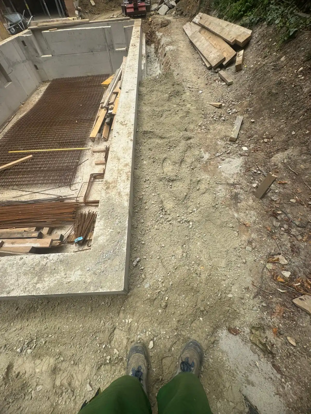 Bagger Wien – EMK Erdbau GmbH – Grabung – Aushub