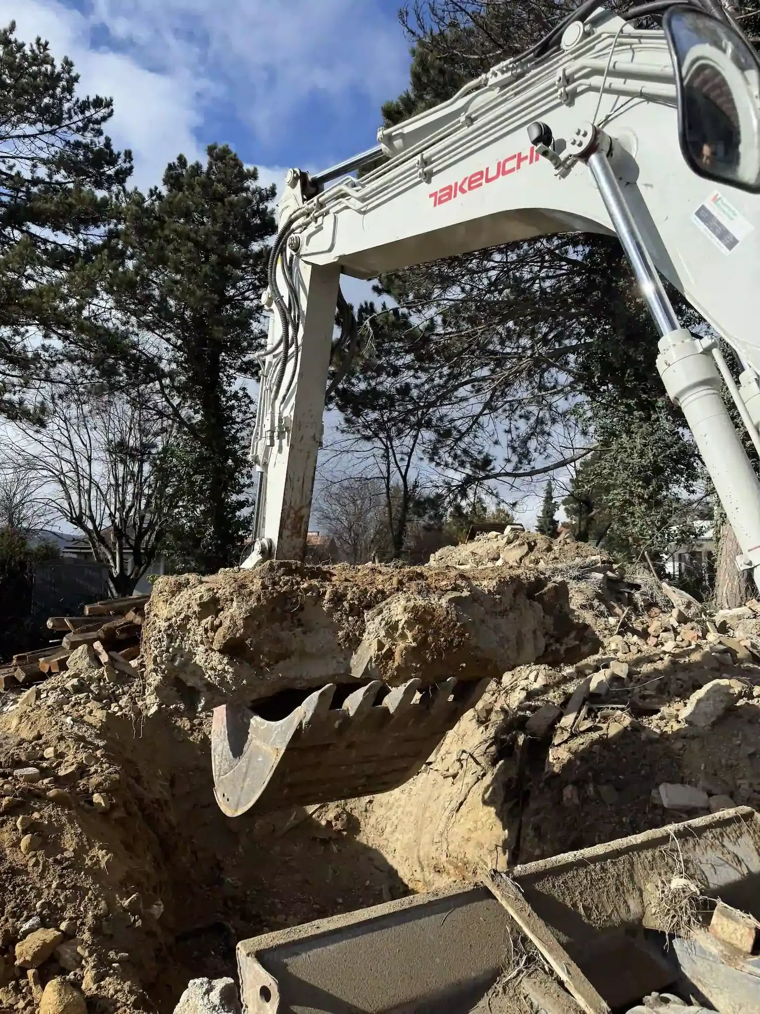 Bagger Wien – EMK Erdbau GmbH – Grabungen