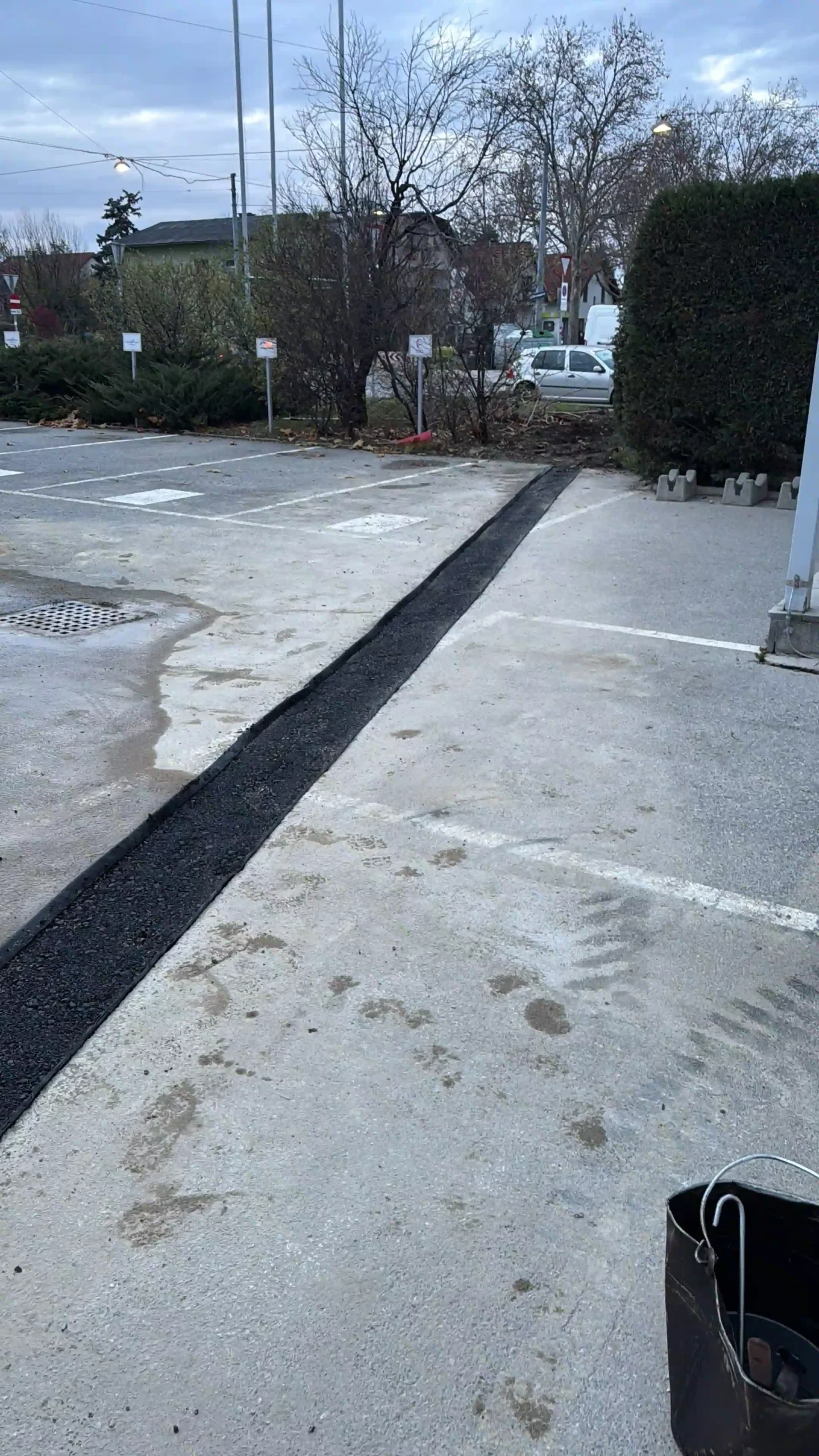 Bagger Wien – EMK Erdbau GmbH – Kanal- Leitungsbau