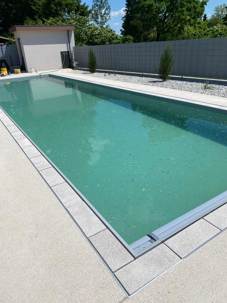 Bagger Wien – EMK Erdbau GmbH – Poolbau