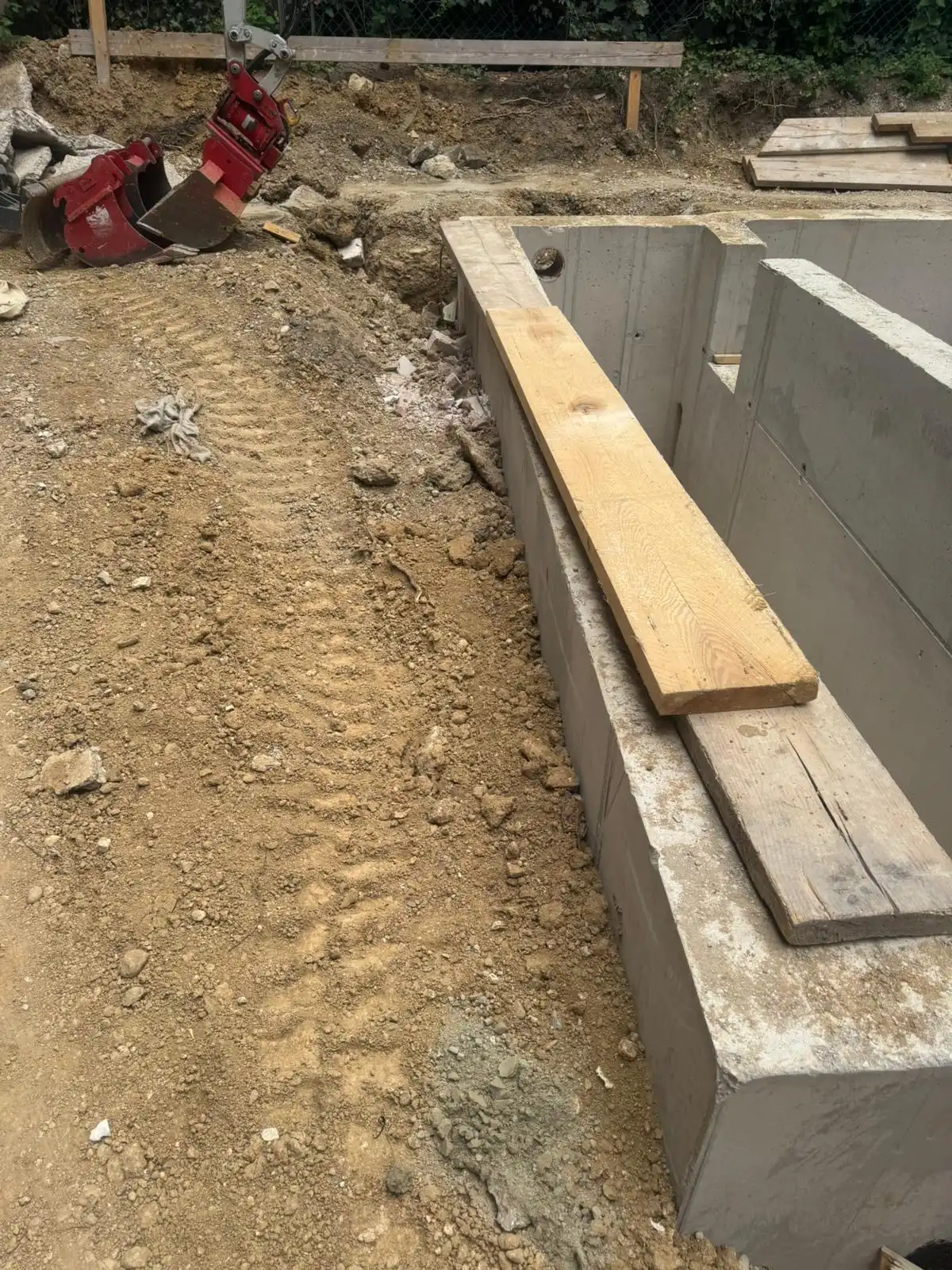 Bagger Wien – EMK Erdbau GmbH – Rohbau – Fundament