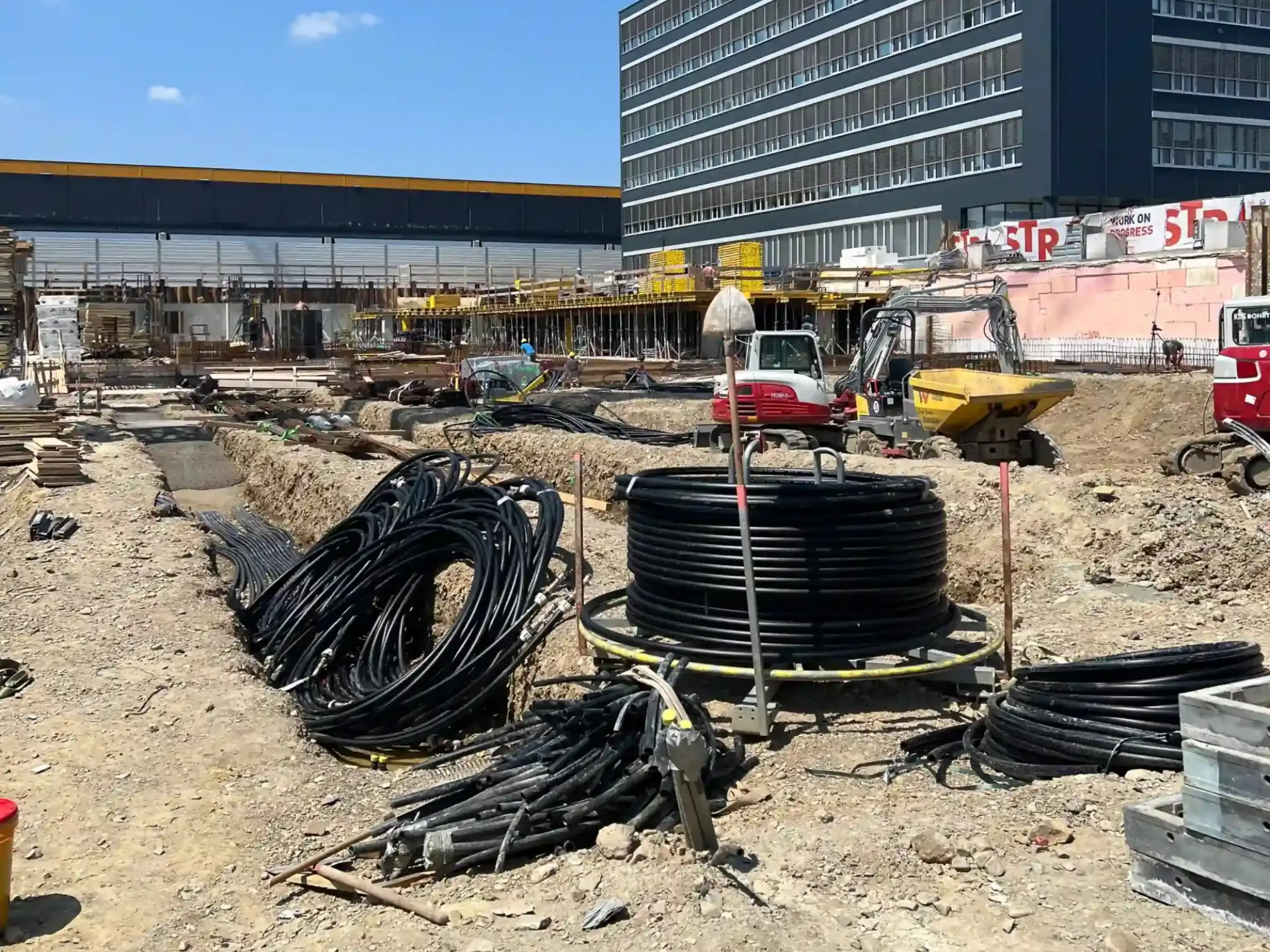 bagger-wien_Kabelkanal-EMK-scaled